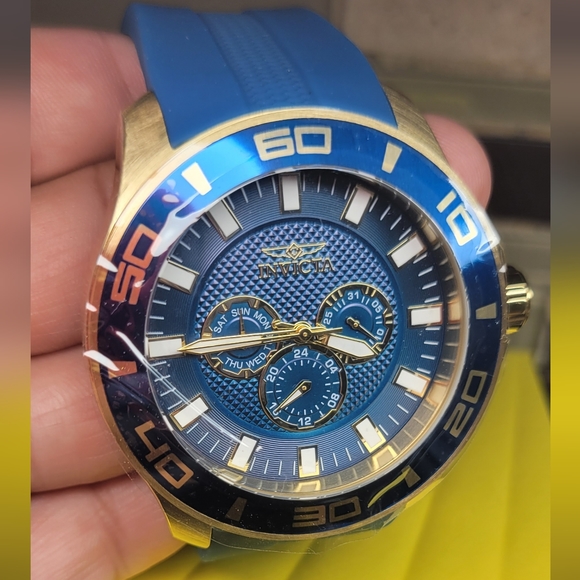 NEW Invicta Pro Diver Mens Watch 28002, 50mm Steel Gold Tone Case, Blue Band - Picture 6 of 11